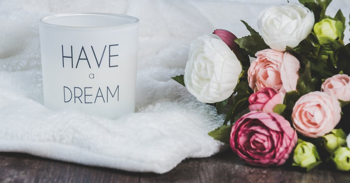 découvrez l'art de la relaxation et offrez-vous un moment de calme apaisant. explorez des techniques efficaces pour réduire le stress, favoriser la sérénité et améliorer votre bien-être au quotidien.