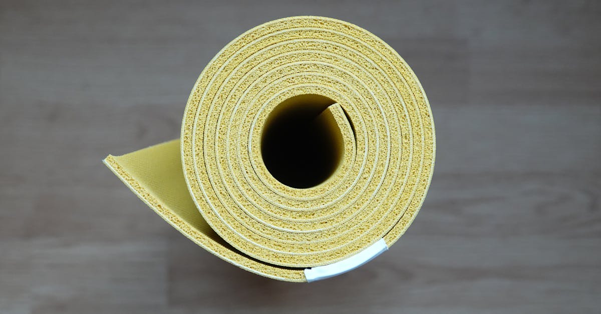 découvrez le yoga réparateur, une pratique douce et apaisante conçue pour restaurer votre corps et votre esprit. idéal pour réduire le stress, améliorer la flexibilité et favoriser la relaxation, le restorative yoga vous aide à retrouver équilibre et sérénité. plongez dans une expérience de bien-être ultime.