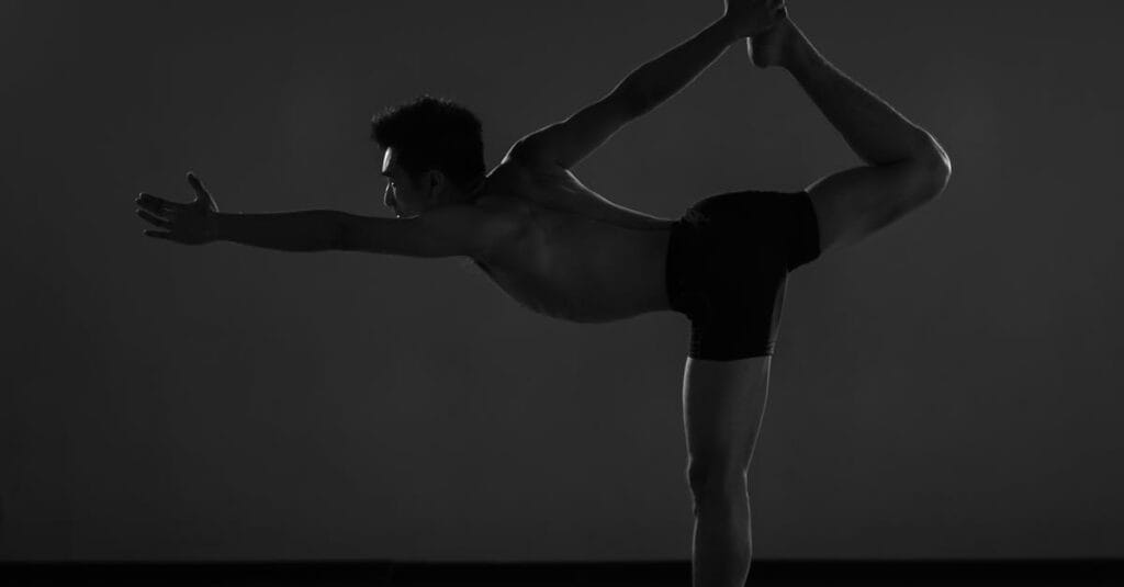 découvrez le bikram, une pratique de yoga dynamique et enrichissante réalisée dans une salle chauffée à 40°c. améliorez votre flexibilité, renforcez votre corps et apaisez votre esprit à travers une série de postures qui favorisent la détoxification et le bien-être.
