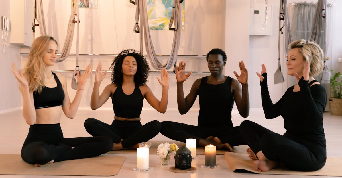 découvrez l'aerial yoga, une pratique innovante qui combine le yoga traditionnel avec des mouvements en suspension. élevez votre esprit et renforcez votre corps tout en explorant de nouvelles dimensions de flexibilité et d'équilibre. rejoignez-nous pour une expérience unique et liberatrice !