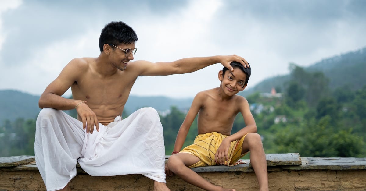 découvrez le bikram yoga, une pratique de yoga en salle chauffée qui combine postures traditionnelles et techniques de respiration. idéal pour améliorer la flexibilité, la force et la concentration, le bikram yoga vous aide à atteindre une harmonie corporelle et mentale tout en favorisant la détoxification.