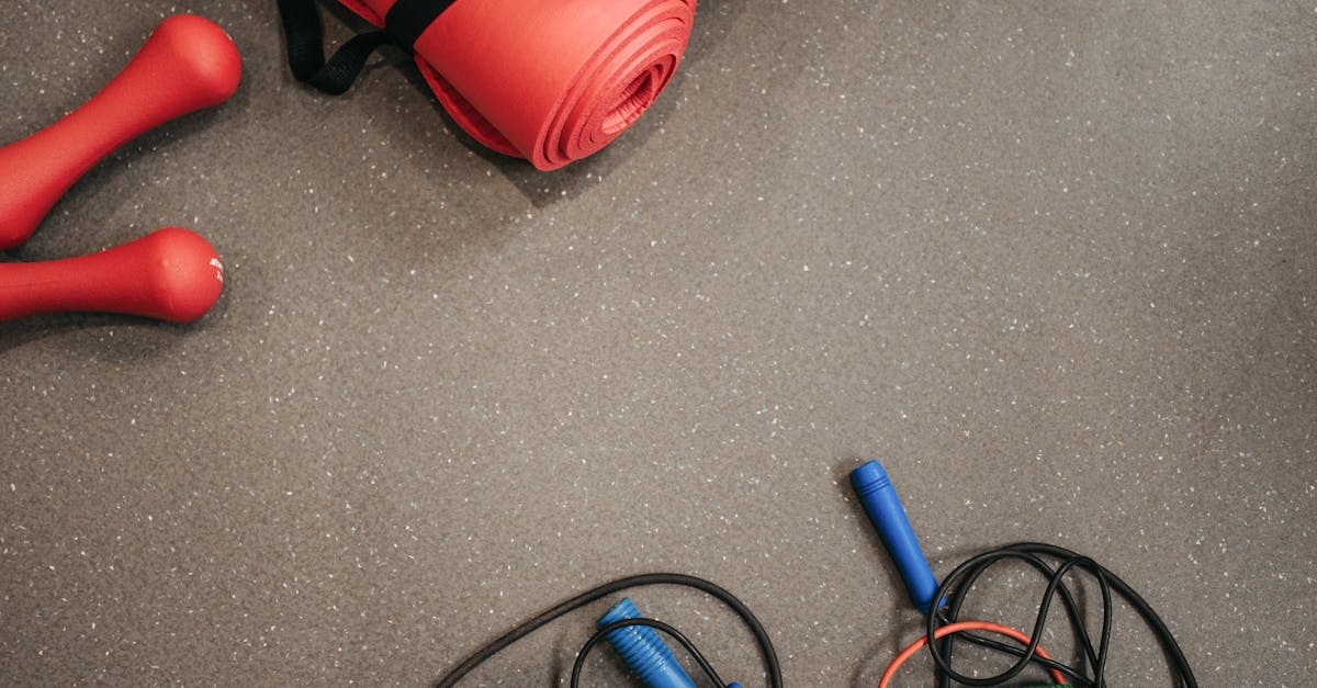 découvrez les essentiels du bikram yoga : une pratique qui allie postures énergétiques et chaleur pour améliorer flexibilité, force et bien-être. transformez votre corps et esprit grâce à cette méthode unique.