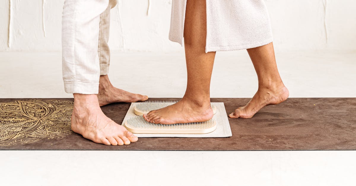découvrez le yoga réparateur, une pratique douce et apaisante visant à restaurer l'équilibre physique et mental. idéal pour tous les niveaux, le restorative yoga vous permettra de relâcher les tensions, d'améliorer votre flexibilité et d'initier un voyage vers la pleine conscience.