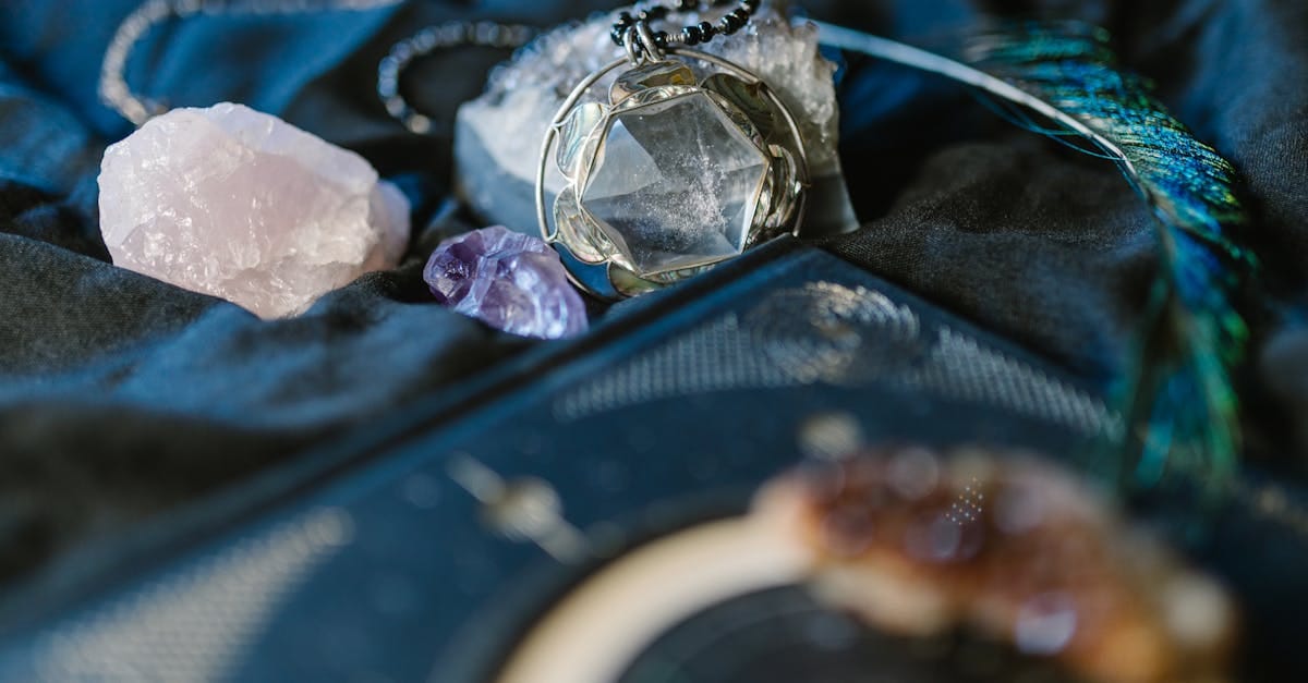 découvrez les différents styles de yin yoga et leur impact apaisant sur le corps et l'esprit. explorez des postures profondes et des techniques de relaxation pour améliorer votre bien-être physique et mental.