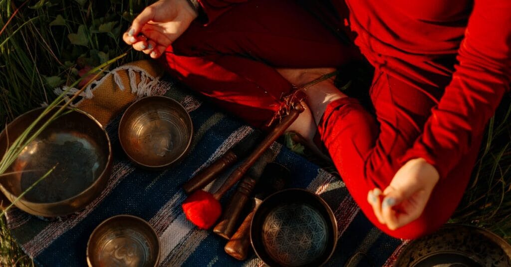 découvrez notre sélection de musique de yoga apaisante qui vous aidera à vous relaxer, à méditer et à améliorer votre pratique de yoga. plongez dans des mélodies tranquillement inspirantes pour créer une atmosphère zen.