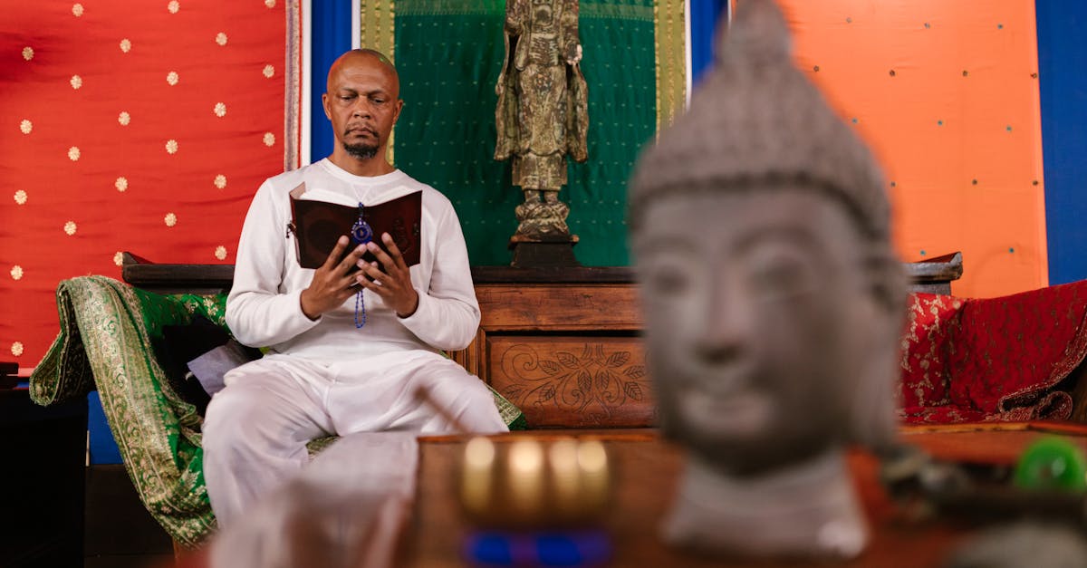 découvrez la philosophie du yoga aérien, une pratique fascinante qui combine la méditation, le mouvement et la conscience corporelle pour améliorer votre bien-être mental et physique. explorez les principes fondamentaux qui soutiennent cette méthode unique et apprenez comment elle peut transformer votre approche du yoga.