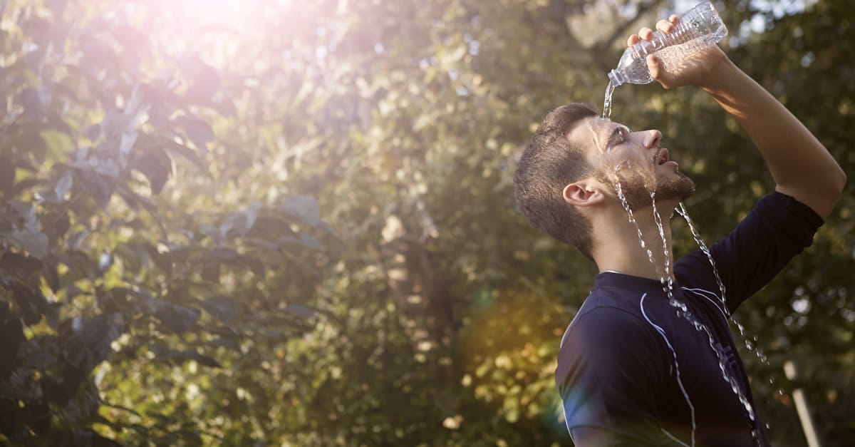 découvrez l'importance de l'hydratation pour votre santé et votre bien-être. apprenez comment maintenir un bon niveau d'hydratation au quotidien grâce à des conseils pratiques et des recommandations sur les boissons. restez en forme et énergique tout en prévenant les problèmes de santé liés à la déshydratation.