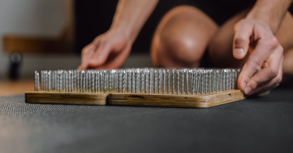 découvrez les défis du kundalini yoga, une pratique transformative qui allie mouvements dynamiques, respiration et méditation. explorez comment surmonter les obstacles internes et externes pour éveiller votre énergie, améliorer votre bien-être mental et physique, et approfondir votre connexion spirituelle.