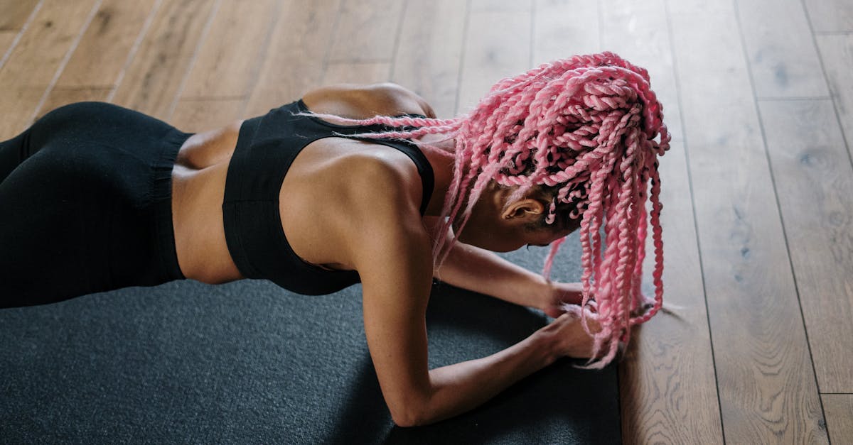 découvrez les bienfaits du yoga avec un instructeur qualifié. apprenez des techniques pour améliorer votre bien-être physique et mental, tout en développant votre souplesse et votre concentration. rejoignez nos cours adaptés à tous les niveaux pour une expérience enrichissante.