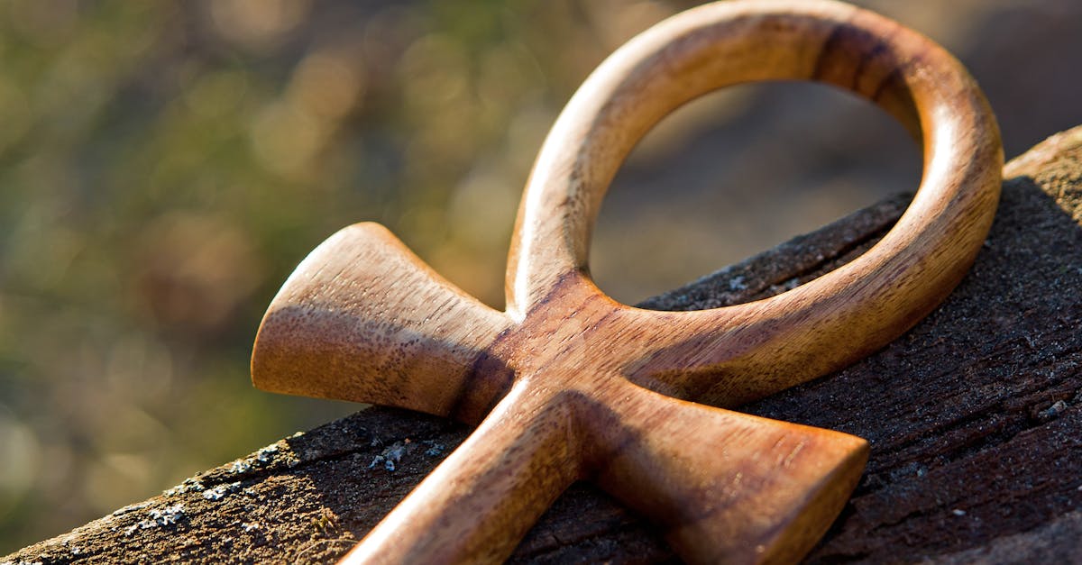 découvrez l'univers riche et inspirant de la spiritualité, explorez des pratiques et philosophies qui nourrissent l'âme, et trouvez des chemins vers la paix intérieure et la connexion spirituelle.